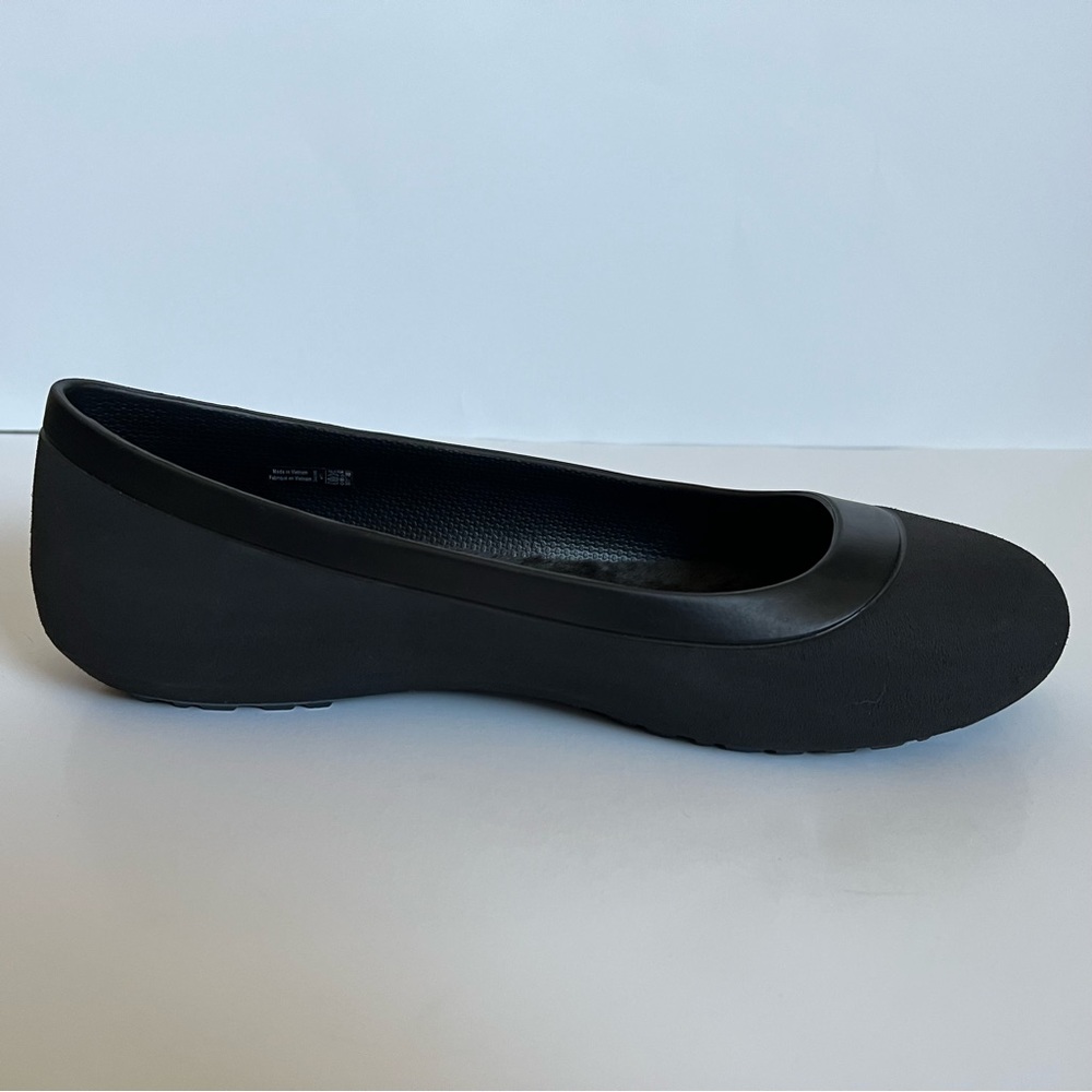 Black Crocs flat slip on size 11 wide